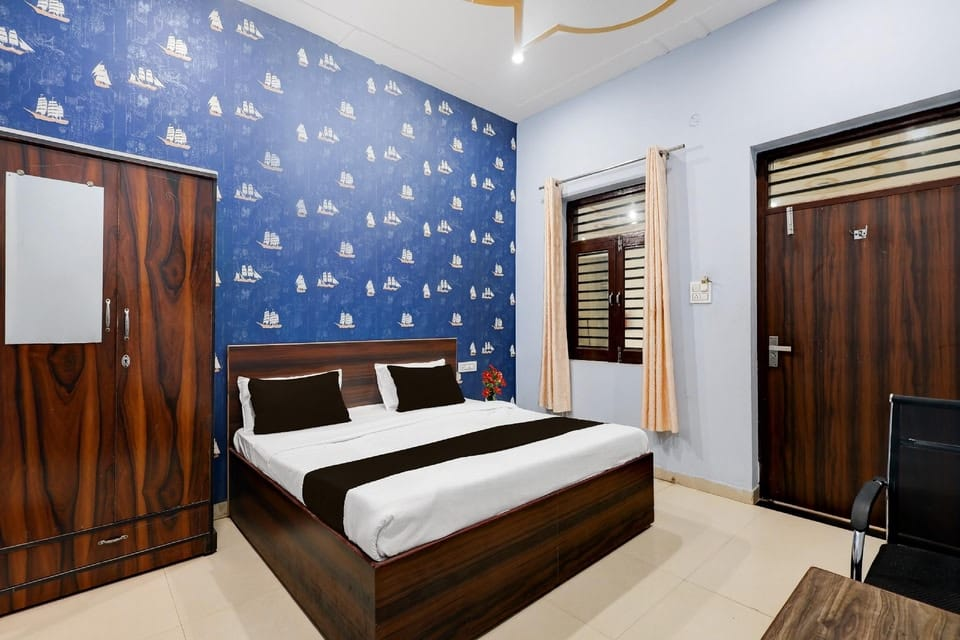 Super Deluxe Room